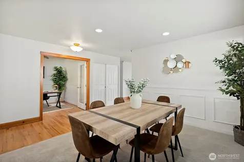 2110 26th Place SE Puyallup WA 98372
