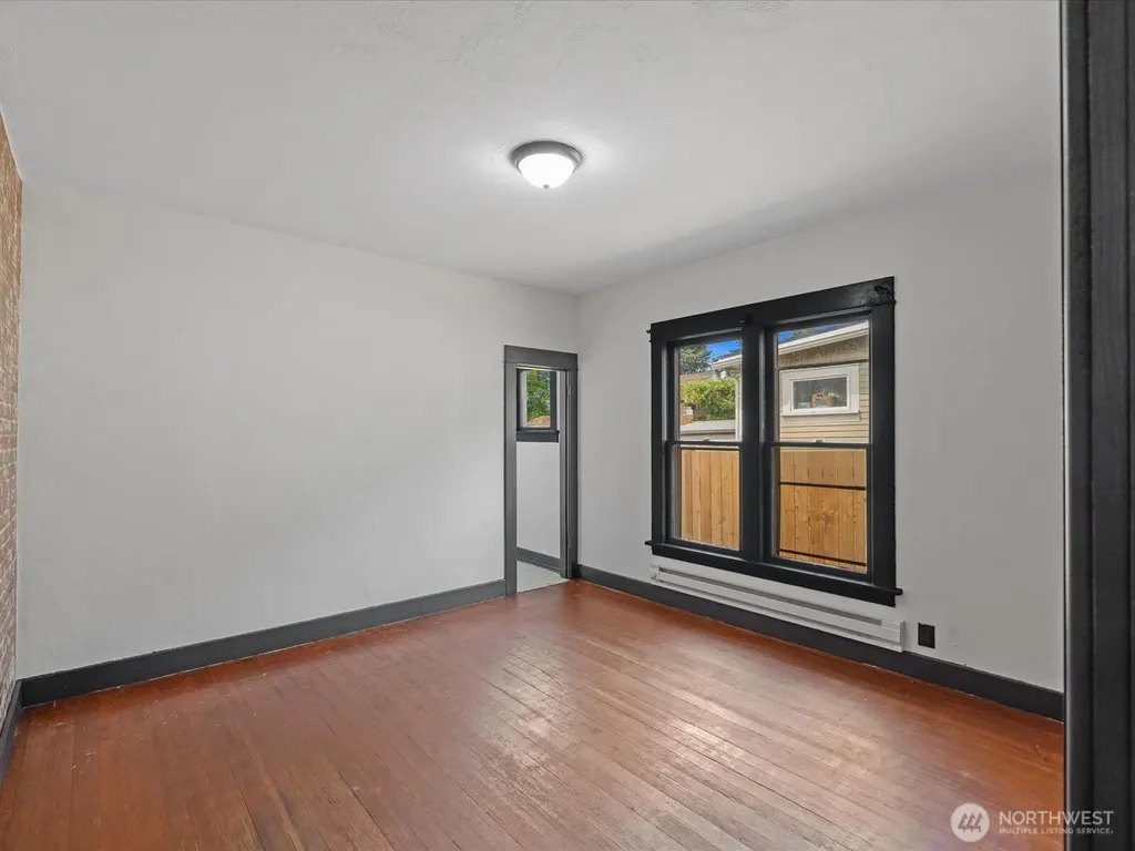 1218 E Marine View Drive Everett WA 98201