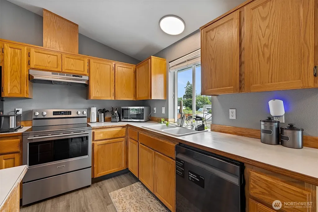 120 165th Street S Spanaway WA 98387