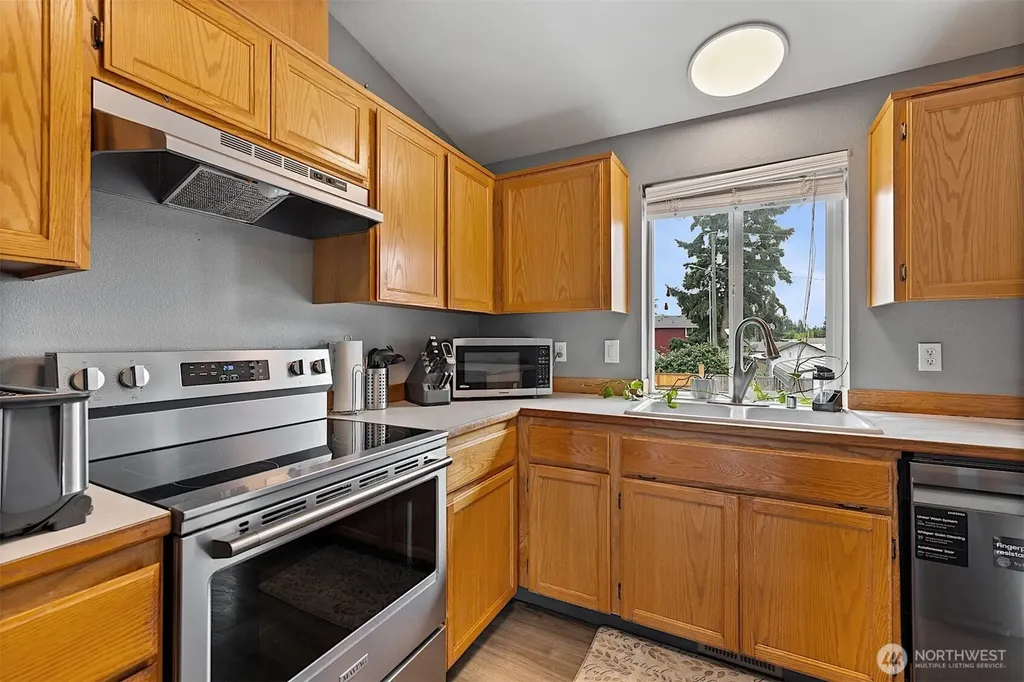 120 165th Street S Spanaway WA 98387