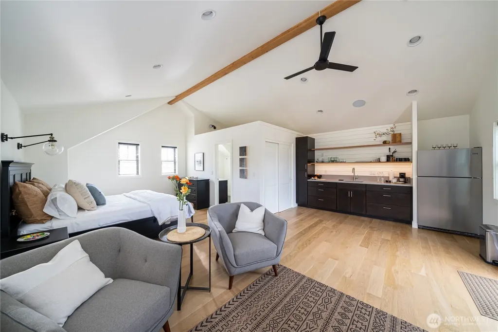 252 Porcupine Lane Chelan WA 98816
