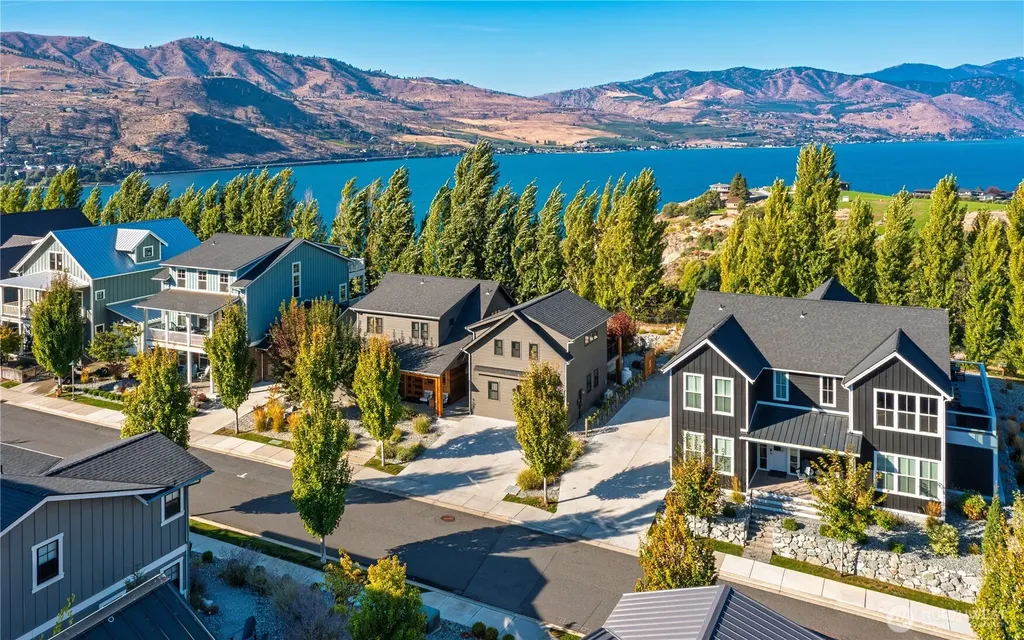 252 Porcupine Lane Chelan WA 98816