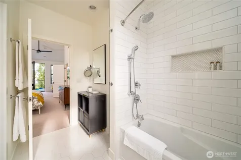 252 Porcupine Lane Chelan WA 98816