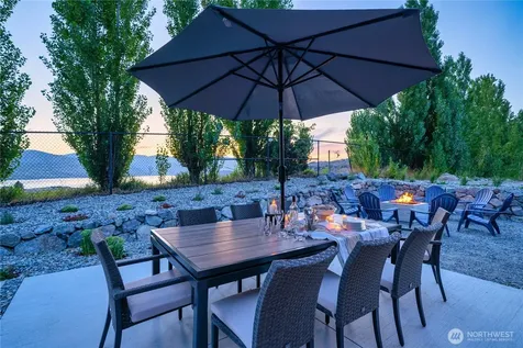 252 Porcupine Lane Chelan WA 98816