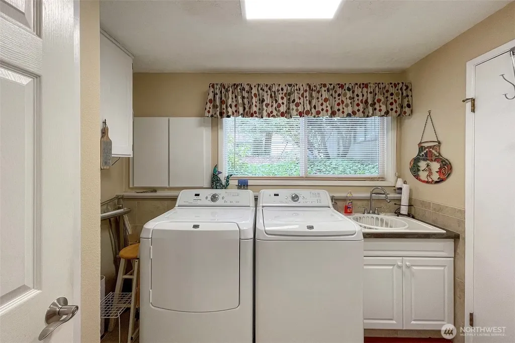 590 Ridge View Drive Sequim WA 98382