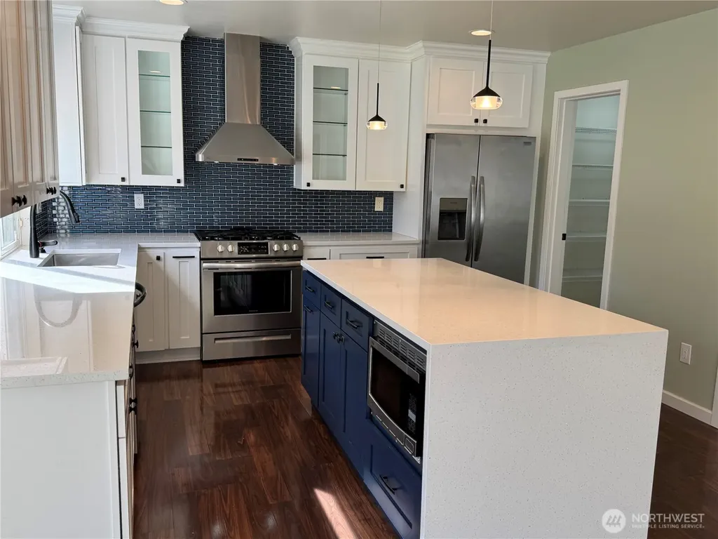 2111 Forest Ridge Dr SE Auburn WA 98002