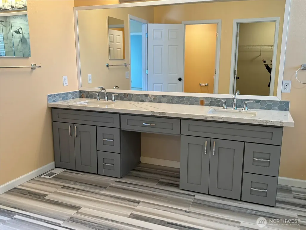 2111 Forest Ridge Dr SE Auburn WA 98002