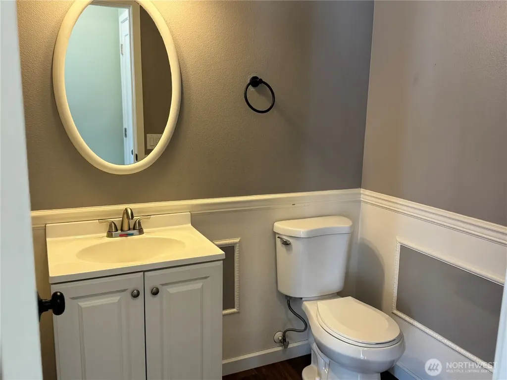 2111 Forest Ridge Dr SE Auburn WA 98002