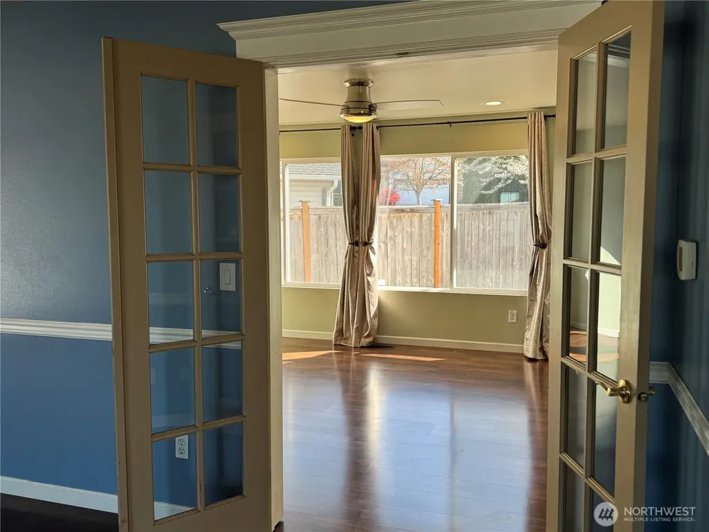 2111 Forest Ridge Dr SE Auburn WA 98002