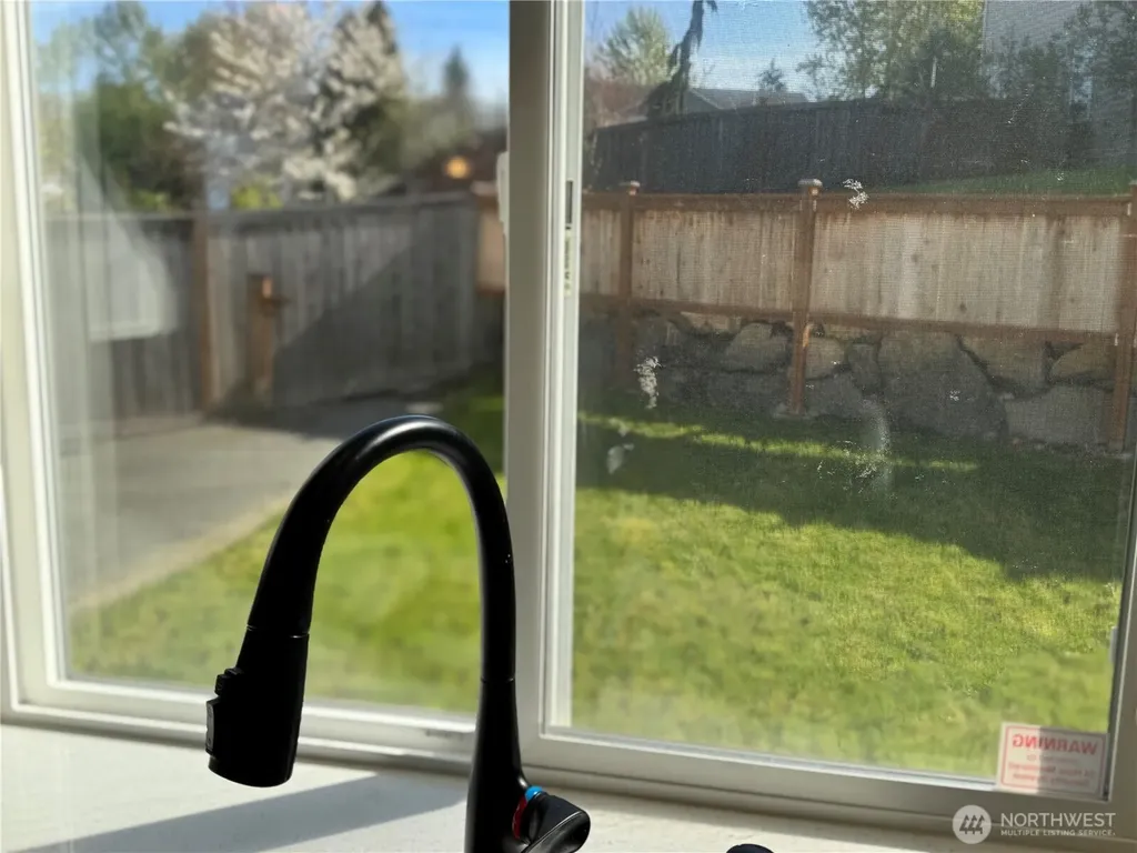 2111 Forest Ridge Dr SE Auburn WA 98002