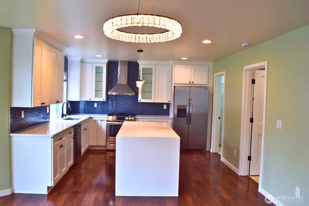 2111 Forest Ridge Dr SE Auburn WA 98002