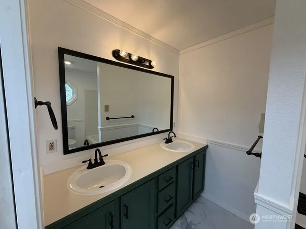 100 W Robert Place Sequim WA 98382