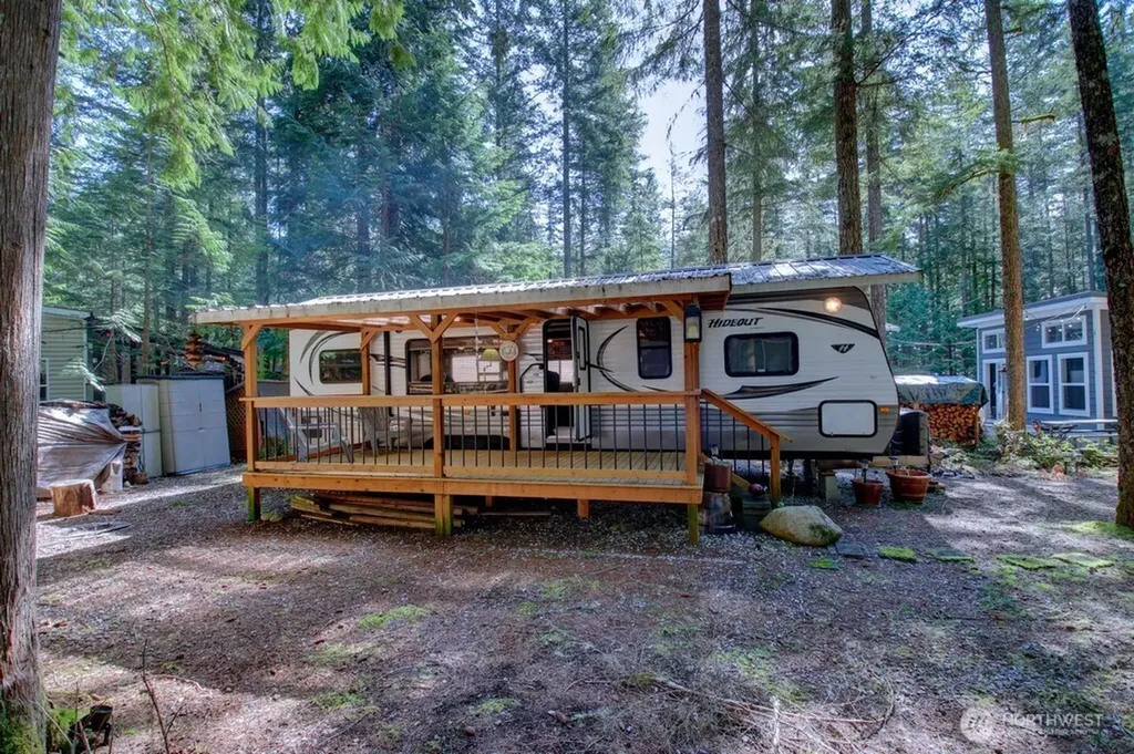 64 Wilderness Way Deming WA 98244