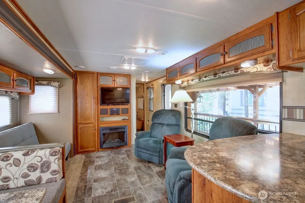 64 Wilderness Way Deming WA 98244