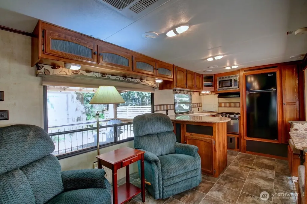 64 Wilderness Way Deming WA 98244