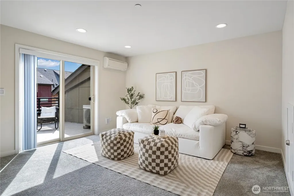 935 7th Avenue NE Issaquah WA 98029