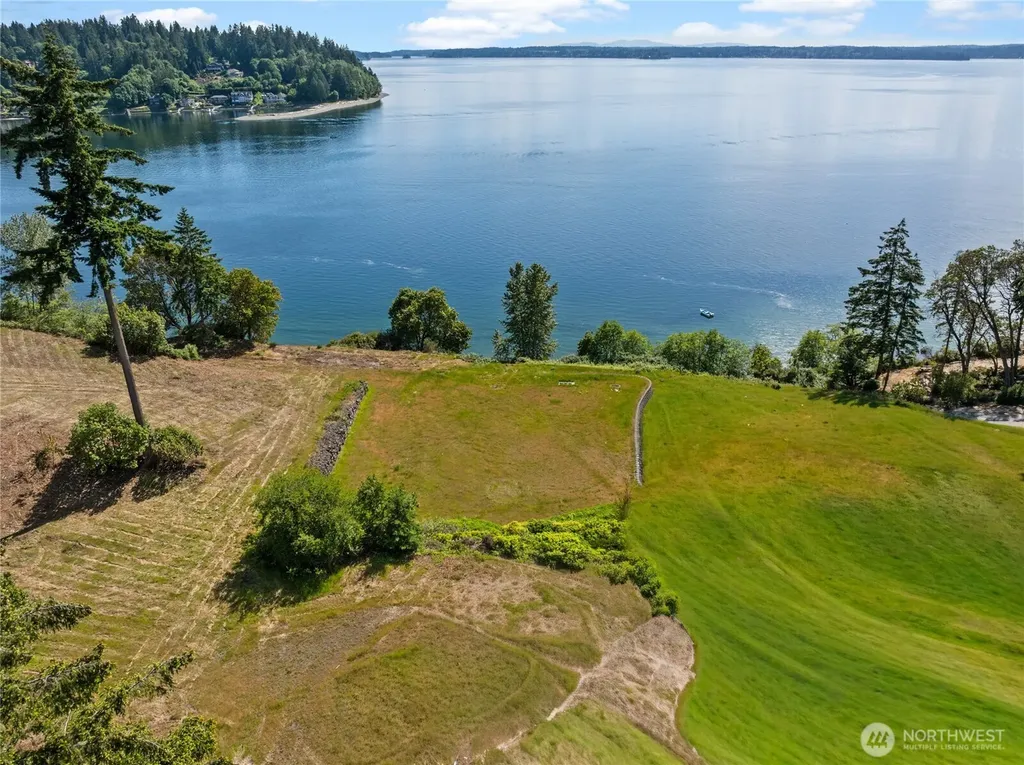 0 Lot 4, Warren Beach Drive Gig Harbor WA 98335