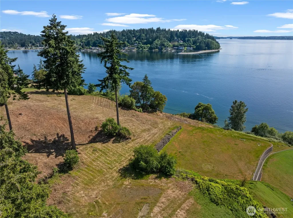 0 Lot 4, Warren Beach Drive Gig Harbor WA 98335