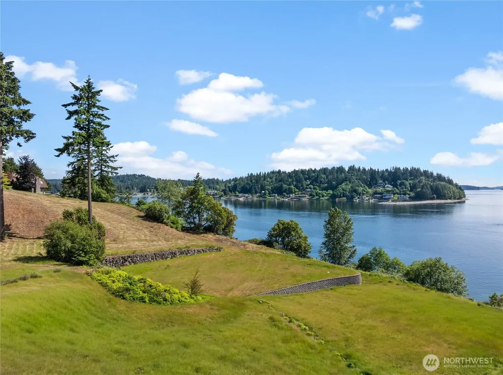0 Lot 4, Warren Beach Drive Gig Harbor WA 98335