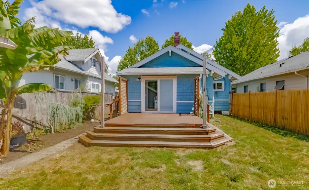 4050 S G Street Tacoma WA 98418