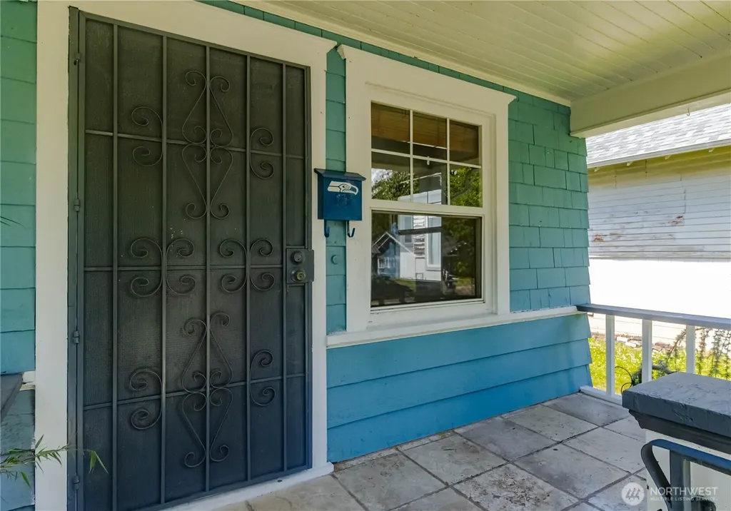 4050 S G Street Tacoma WA 98418