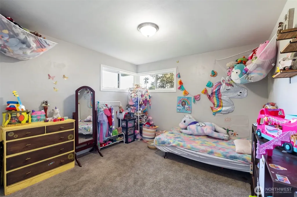 2004 Earl Street Centralia WA 98531