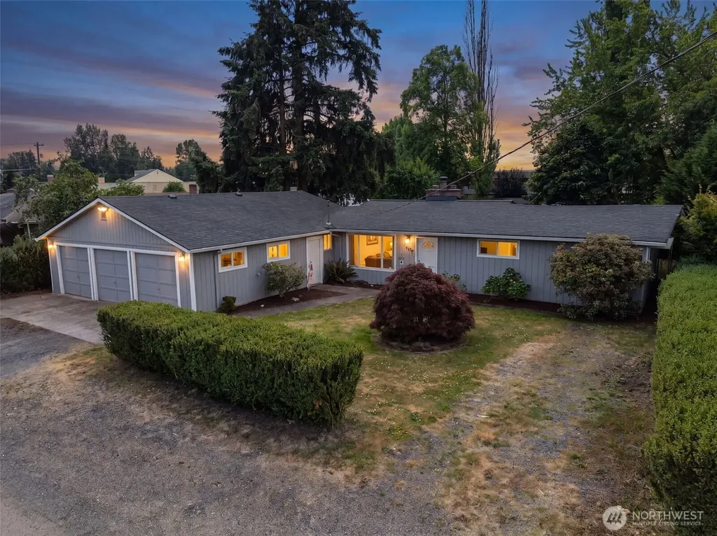 2004 Earl Street Centralia WA 98531