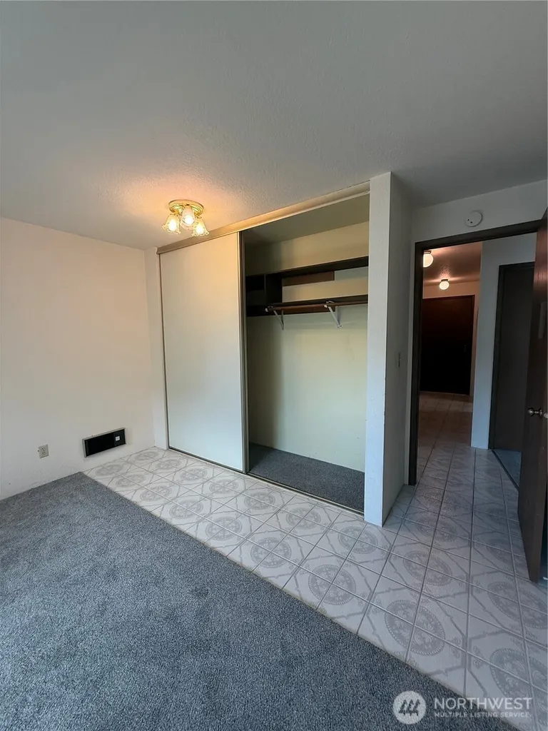 12035 32nd Avenue W Seattle WA 98125