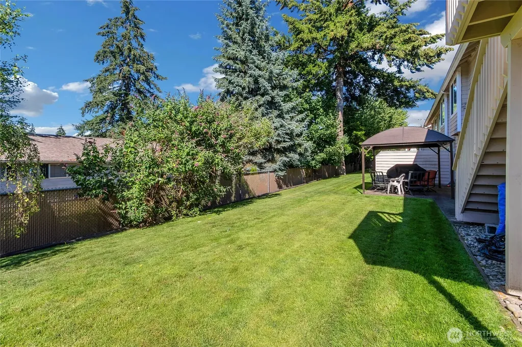 4 Lakewood Oaks Drive Lakewood WA 98499