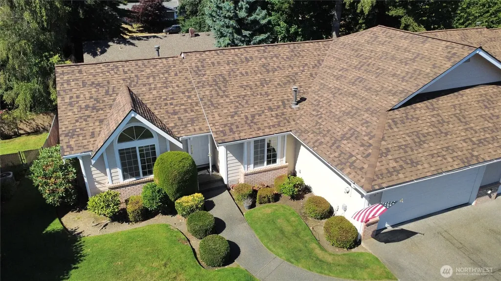 4 Lakewood Oaks Drive Lakewood WA 98499