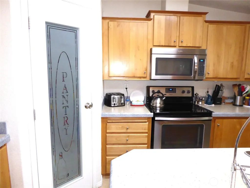 1711 S Delores Place Port Angeles WA 98363