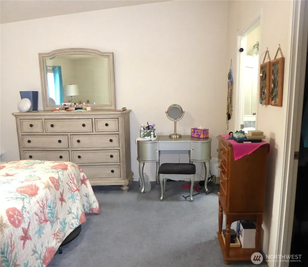 1711 S Delores Place Port Angeles WA 98363