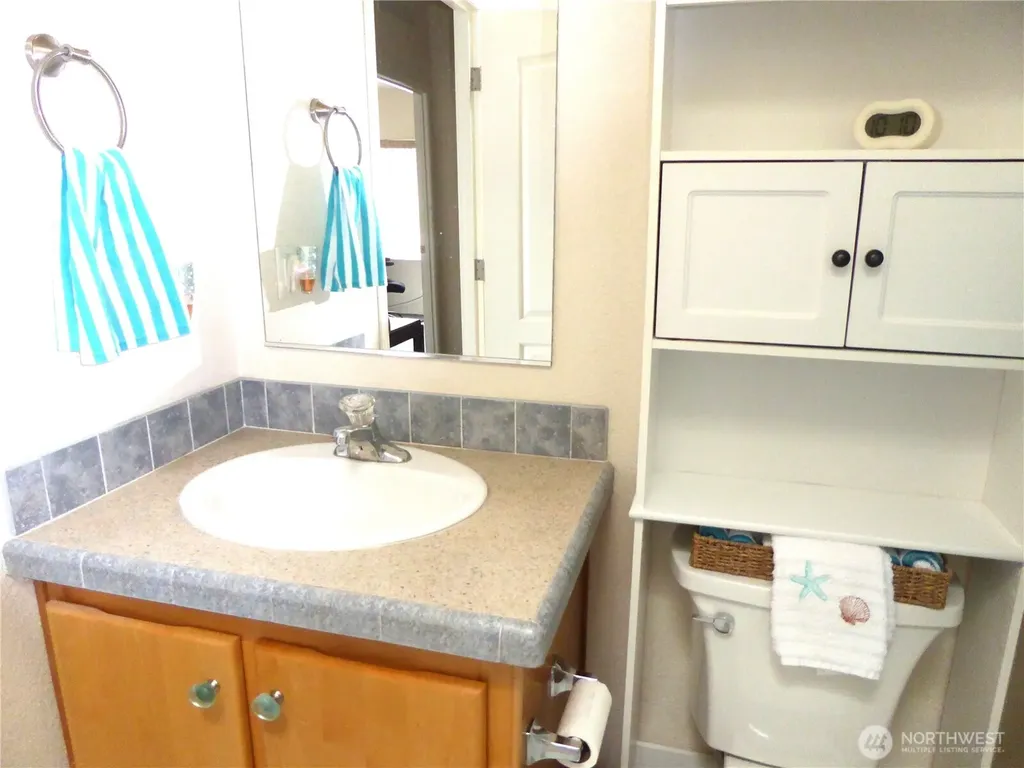 1711 S Delores Place Port Angeles WA 98363