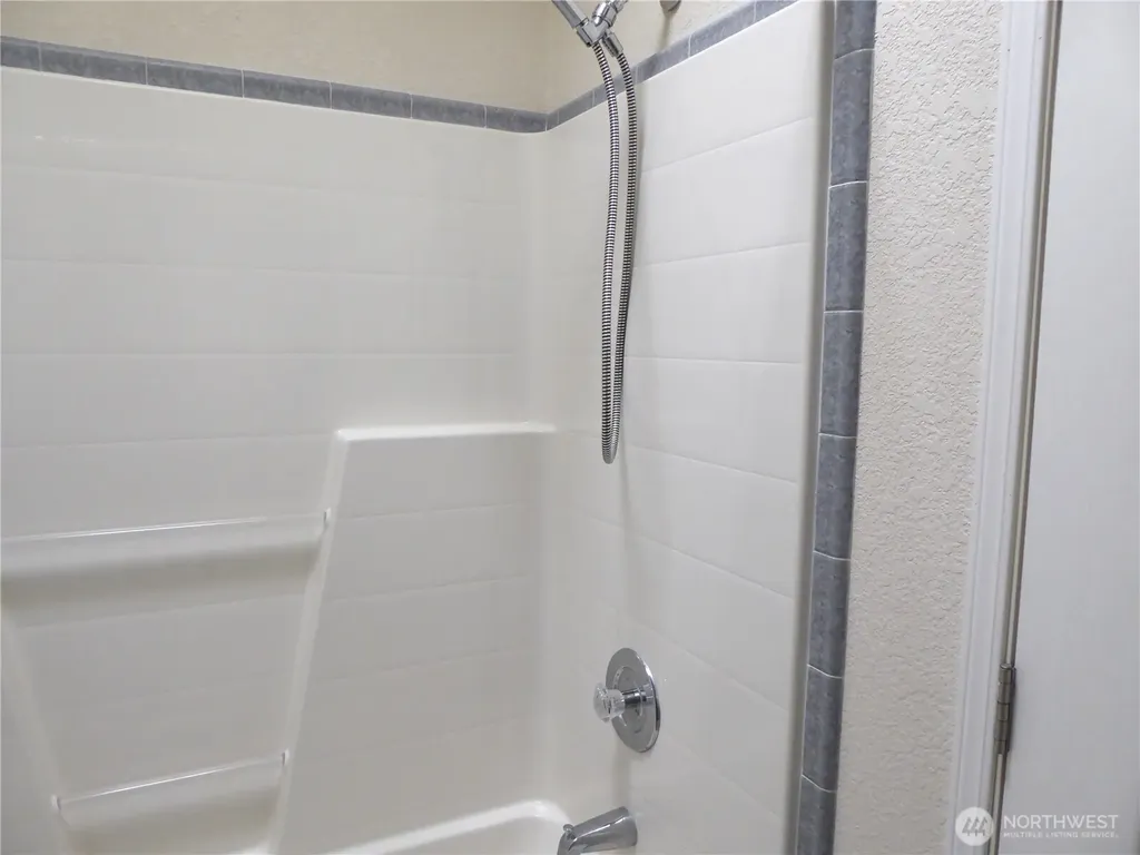 1711 S Delores Place Port Angeles WA 98363