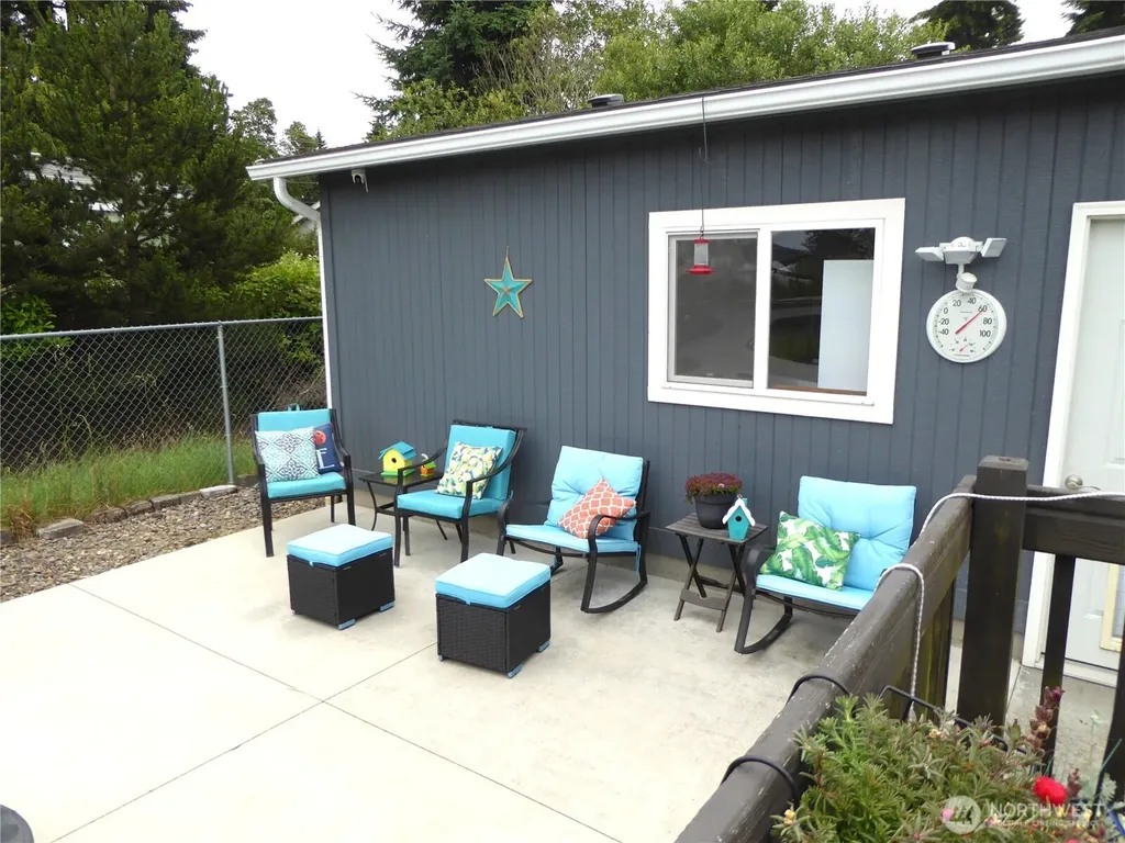 1711 S Delores Place Port Angeles WA 98363