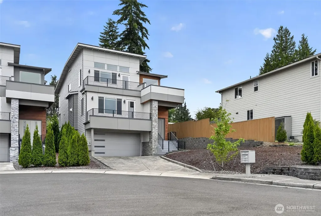 11838 79th Avenue S Seattle WA 98178
