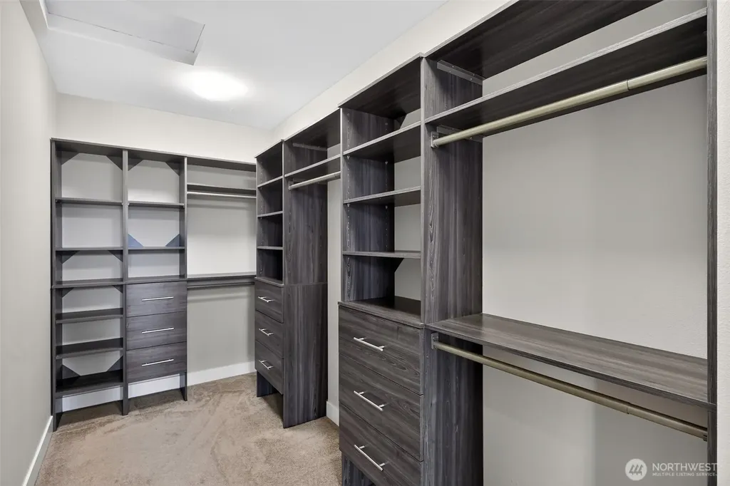 11838 79th Avenue S Seattle WA 98178