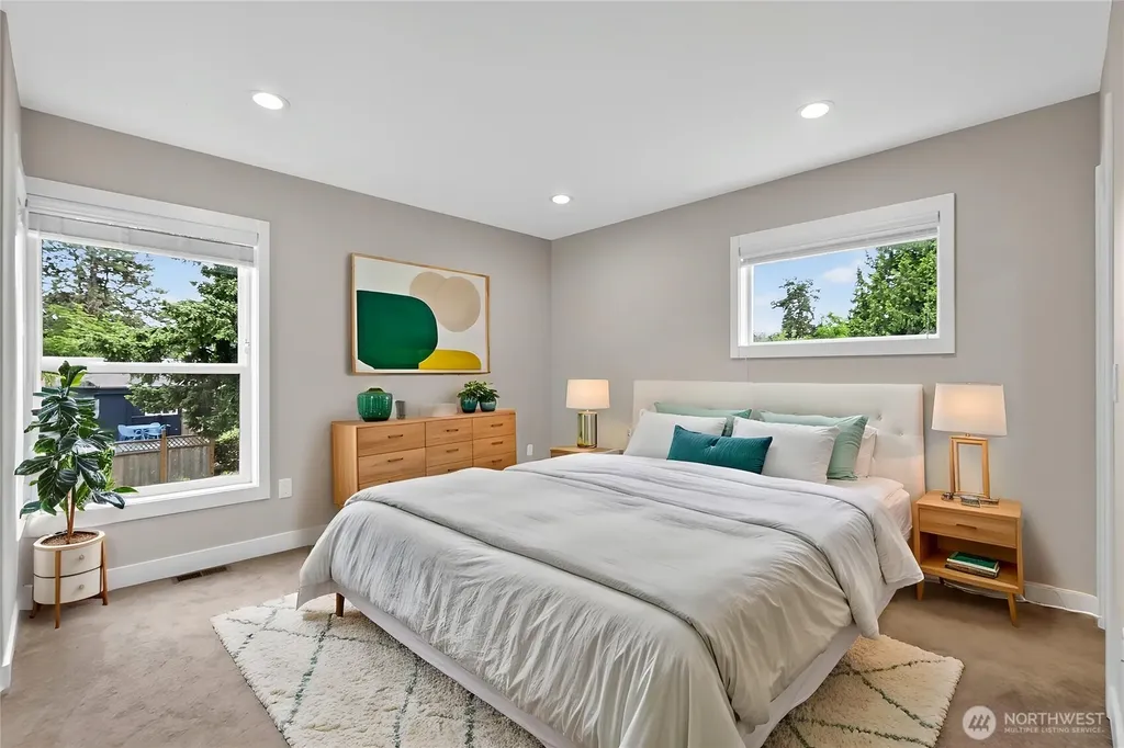 11838 79th Avenue S Seattle WA 98178