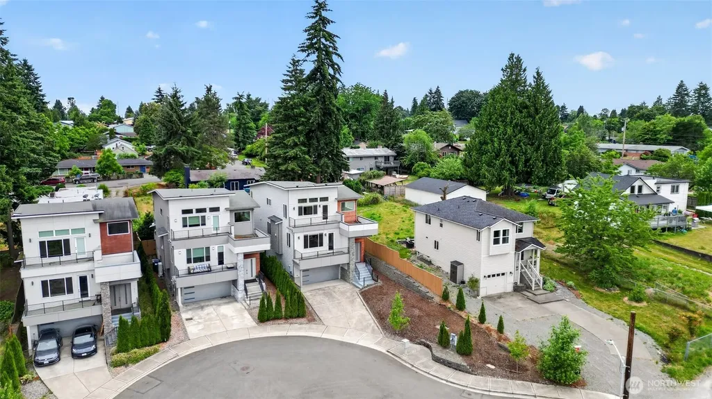 11838 79th Avenue S Seattle WA 98178