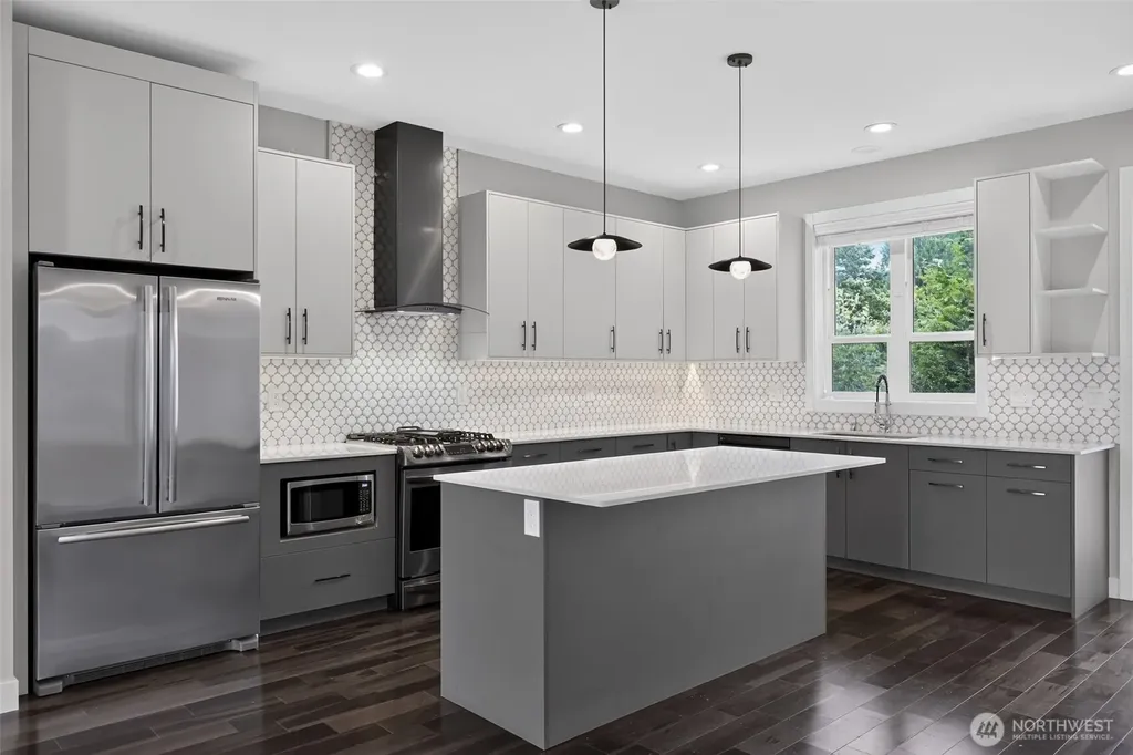 11838 79th Avenue S Seattle WA 98178