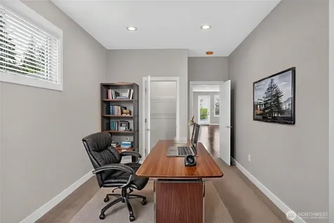 11838 79th Avenue S Seattle WA 98178