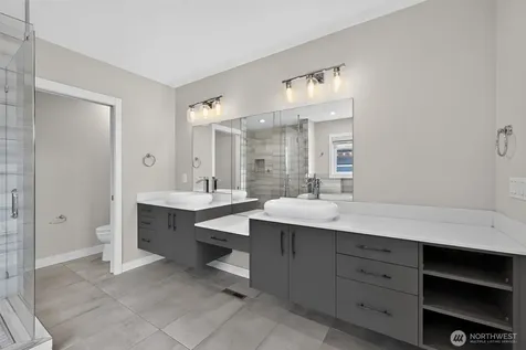 11838 79th Avenue S Seattle WA 98178