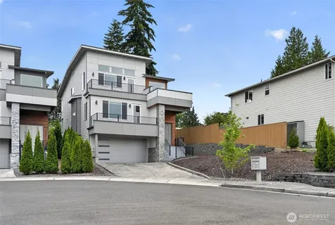 11838 79th Avenue S Seattle WA 98178