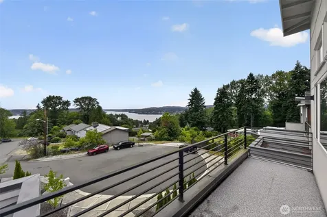 11838 79th Avenue S Seattle WA 98178