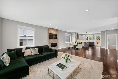 11838 79th Avenue S Seattle WA 98178