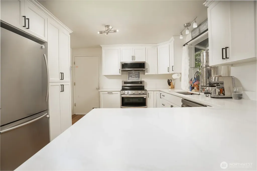 6919 81st Avenue NW Gig Harbor WA 98335