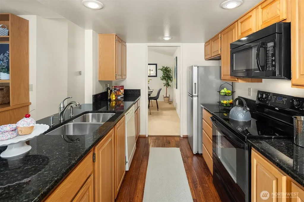 14301 SE 42nd Lane Bellevue WA 98006