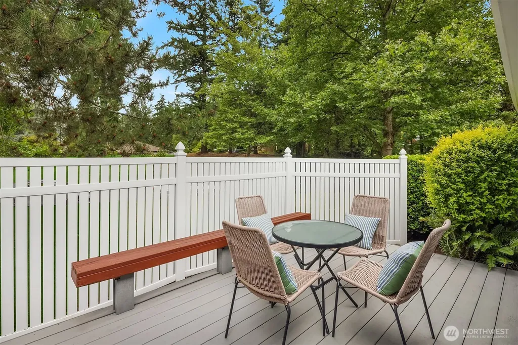 14301 SE 42nd Lane Bellevue WA 98006