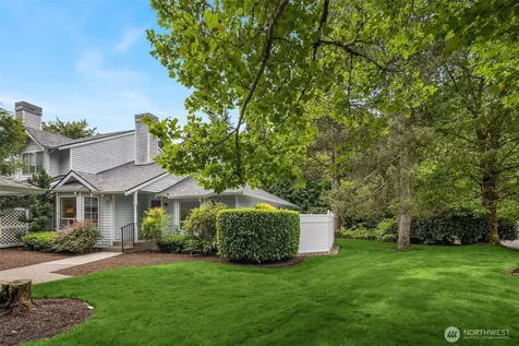 14301 SE 42nd Lane Bellevue WA 98006
