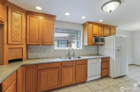 13108 107th Avenue Ct E Puyallup WA 98374